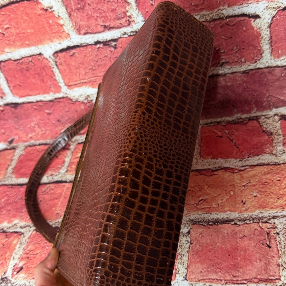 Vintage 1950s–1960s Brown Croc-Embossed Top Handle Frame Handbag - Picture 12 of 13